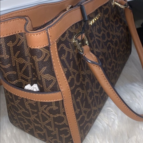 Calvin Klein bag - Picture 3 of 7